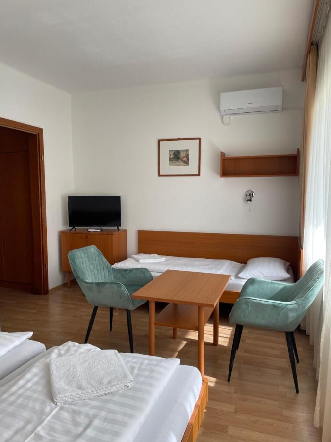 Couette-café Hello Balcsi Apartmanhaz