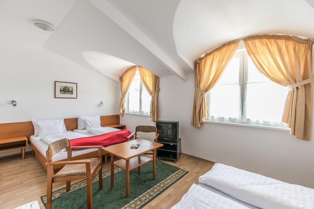 Hello Balcsi Apartmanhaz 2*